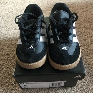 Adidas Samba Walker Size 6 MINT CONDITION